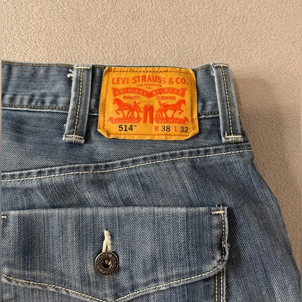 Levi’s 514 38X 32 Slim Straight Men’s Jeans Unique Pocket & Multi Color Stitch